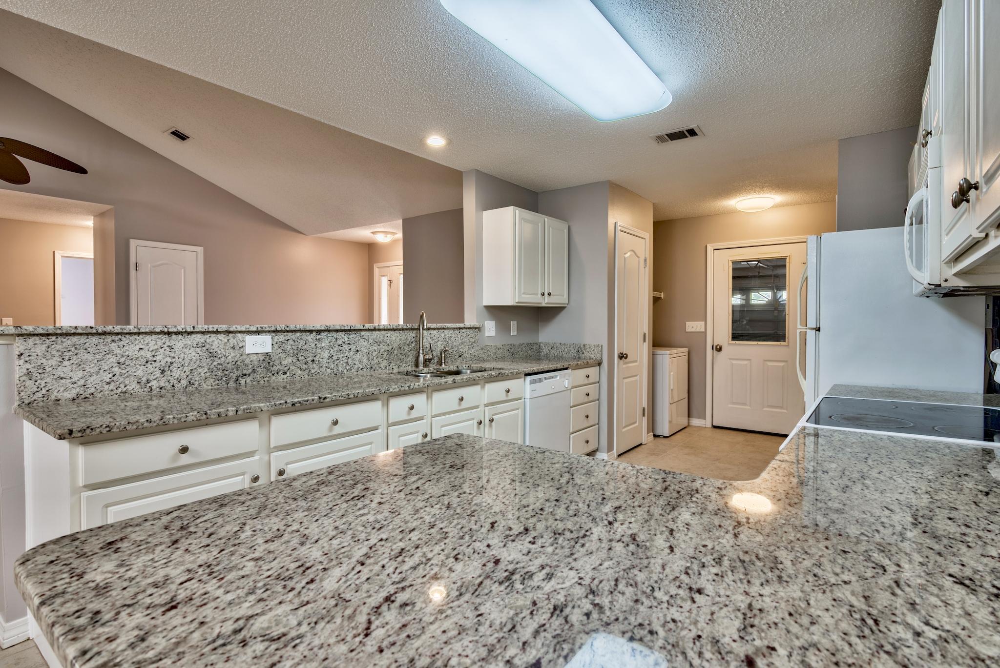 EMERALD OAKS T/H - Residential