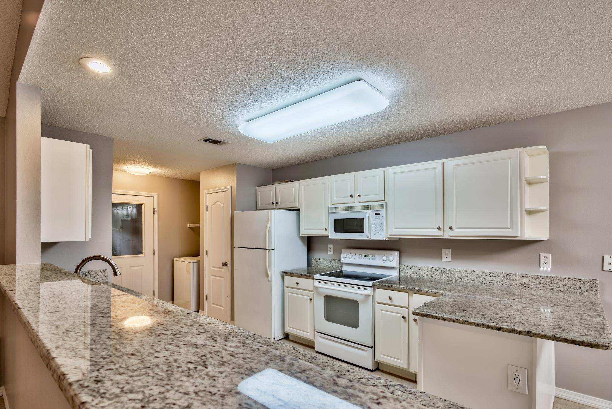 EMERALD OAKS T/H - Residential