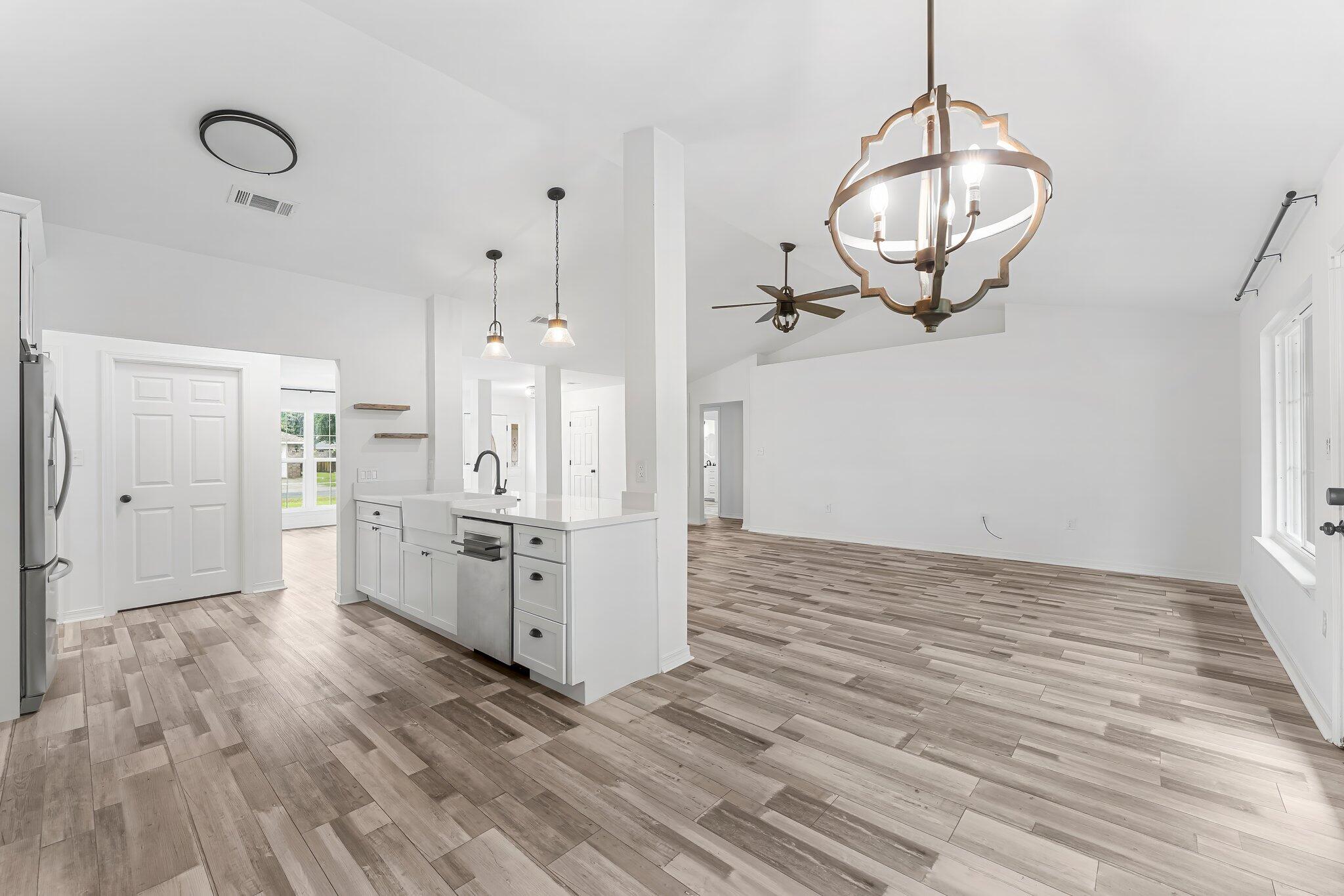 MACK BAYOU POINTE S/D - Residential