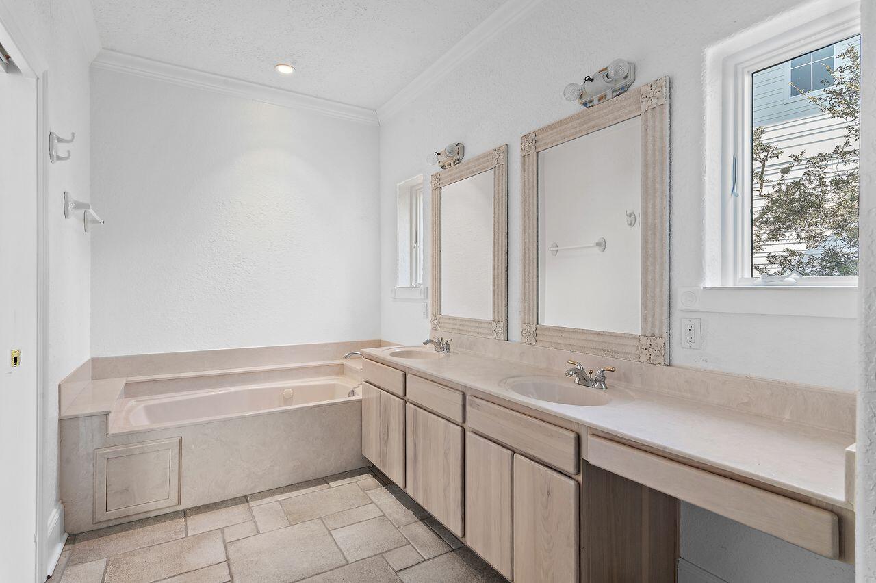 BEACH HIGHLAND 1ST ADD - Residential