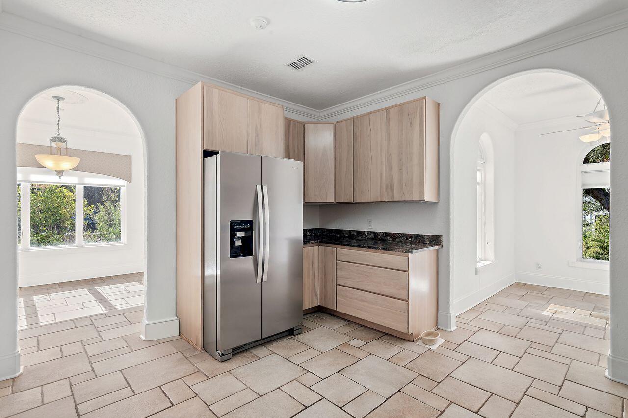 BEACH HIGHLAND 1ST ADD - Residential