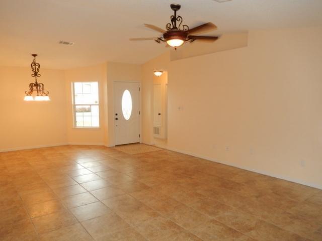 VICTORIA PARK - Residential Lease