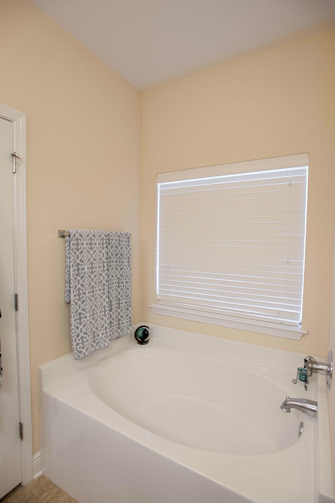 ROLLING RIDGE - Residential