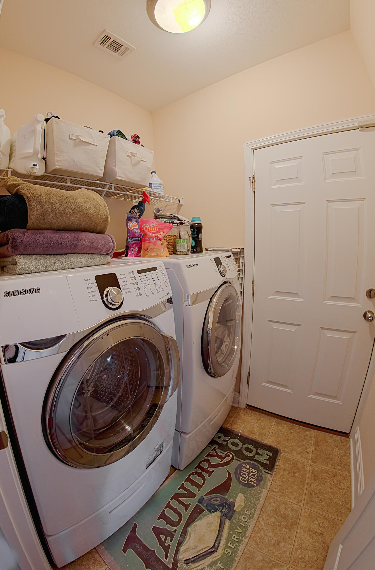 ROLLING RIDGE - Residential