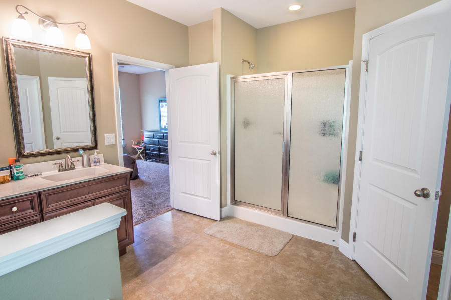 FOUR WINDS S/D - Residential