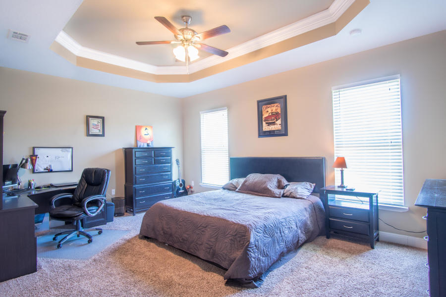 FOUR WINDS S/D - Residential