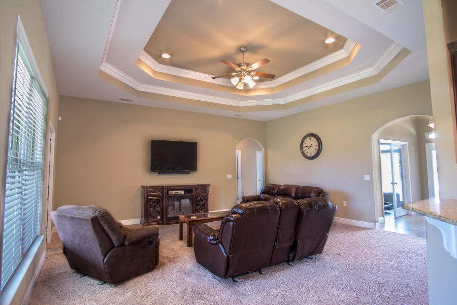 FOUR WINDS S/D - Residential