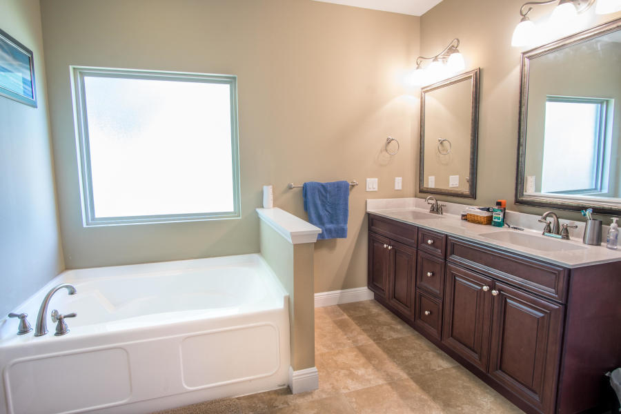 FOUR WINDS S/D - Residential