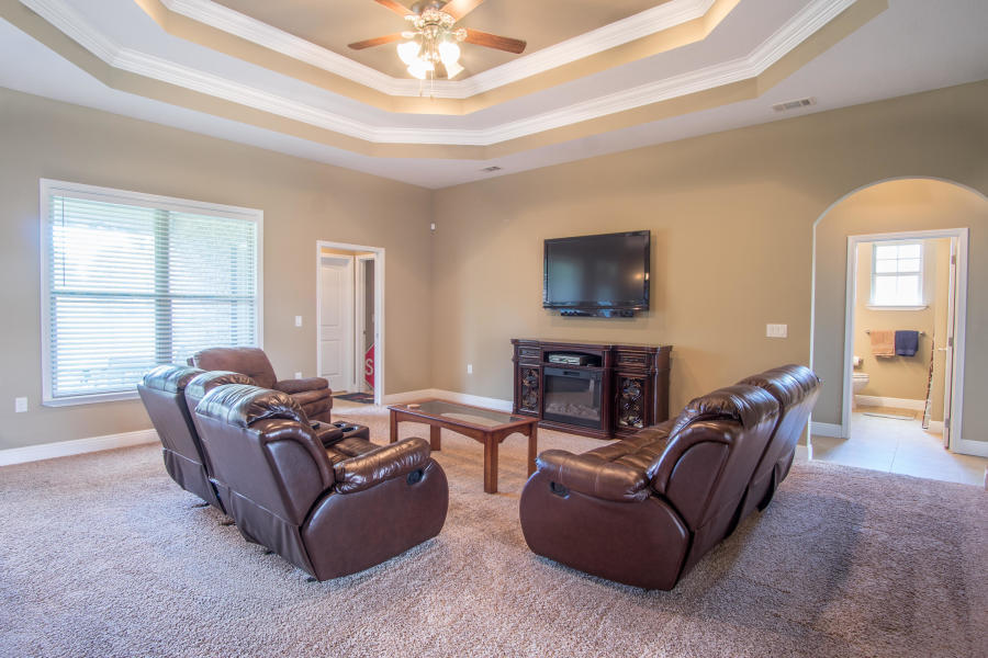 FOUR WINDS S/D - Residential