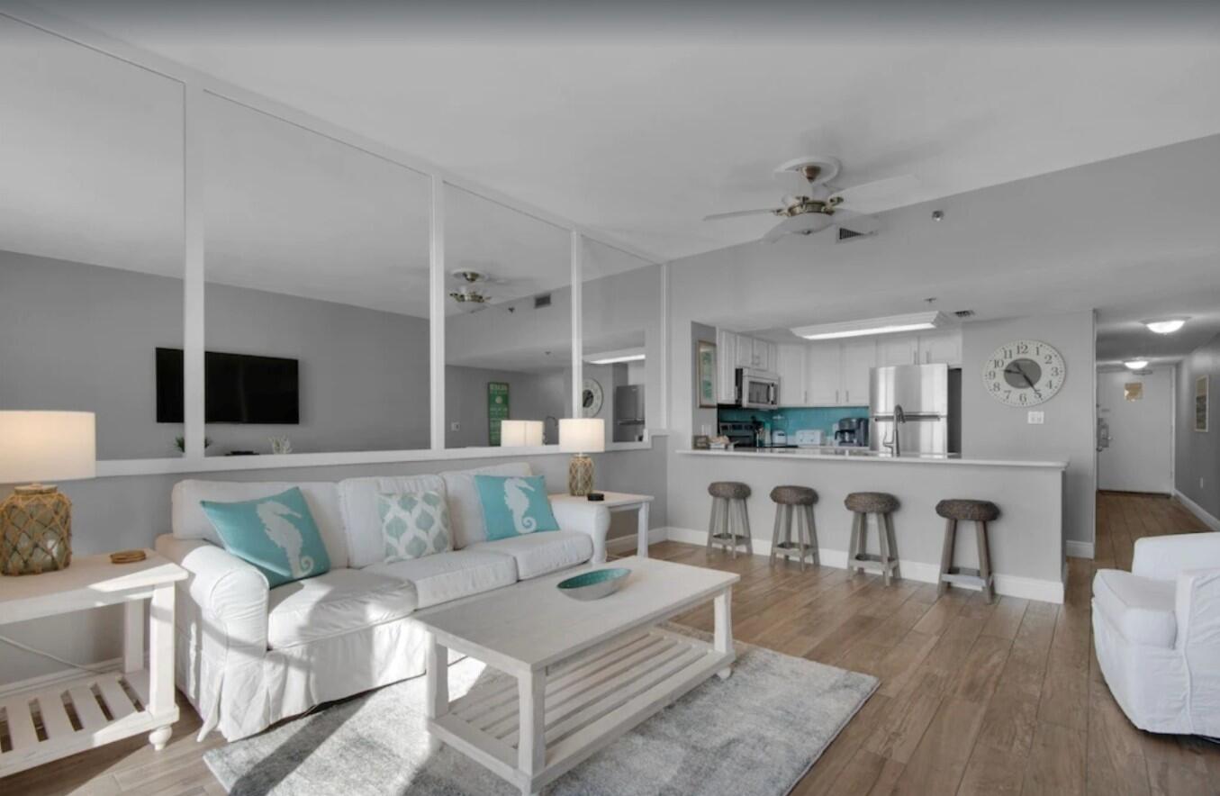 SUNDESTIN INTERNATL CONDO - Residential