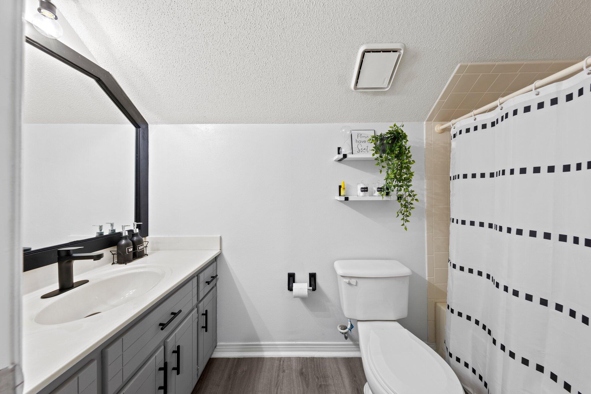 COUNTRYVIEW ESTATES 1ST ADDN - Residential