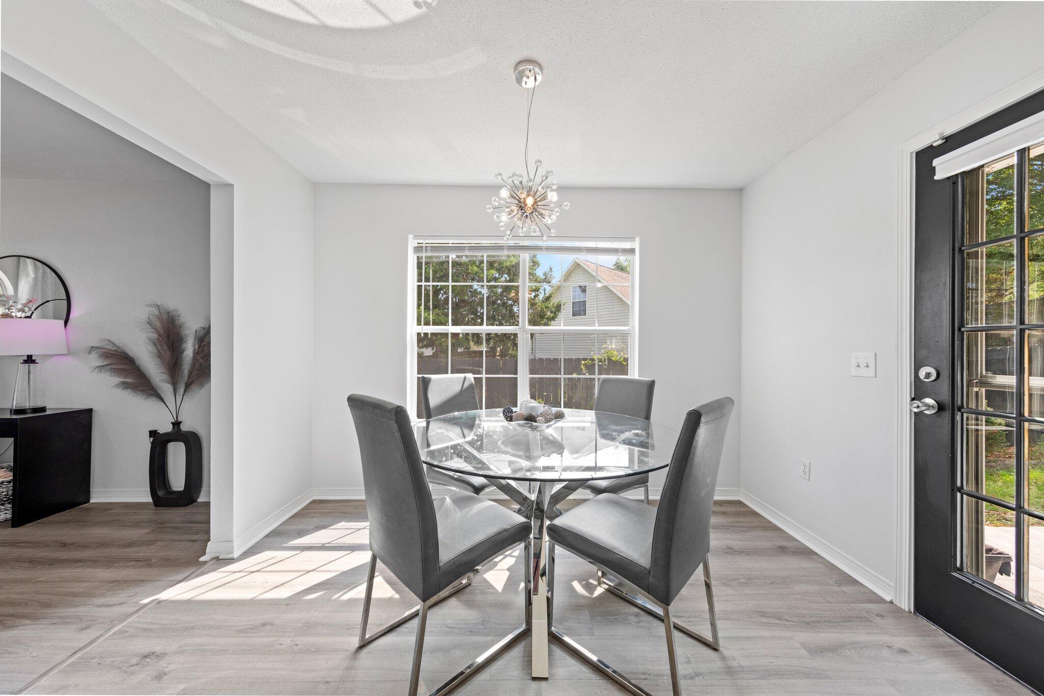 COUNTRYVIEW ESTATES 1ST ADDN - Residential