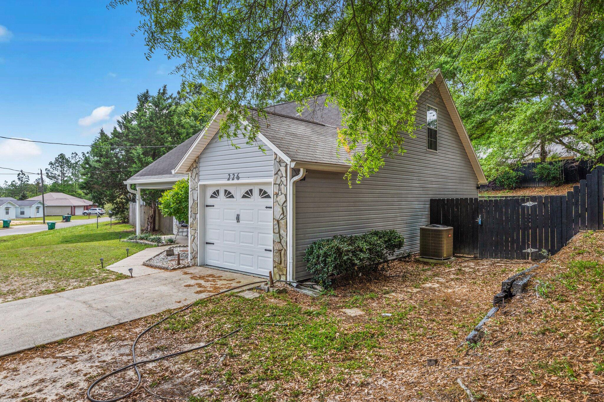 COUNTRYVIEW ESTATES 1ST ADDN - Residential