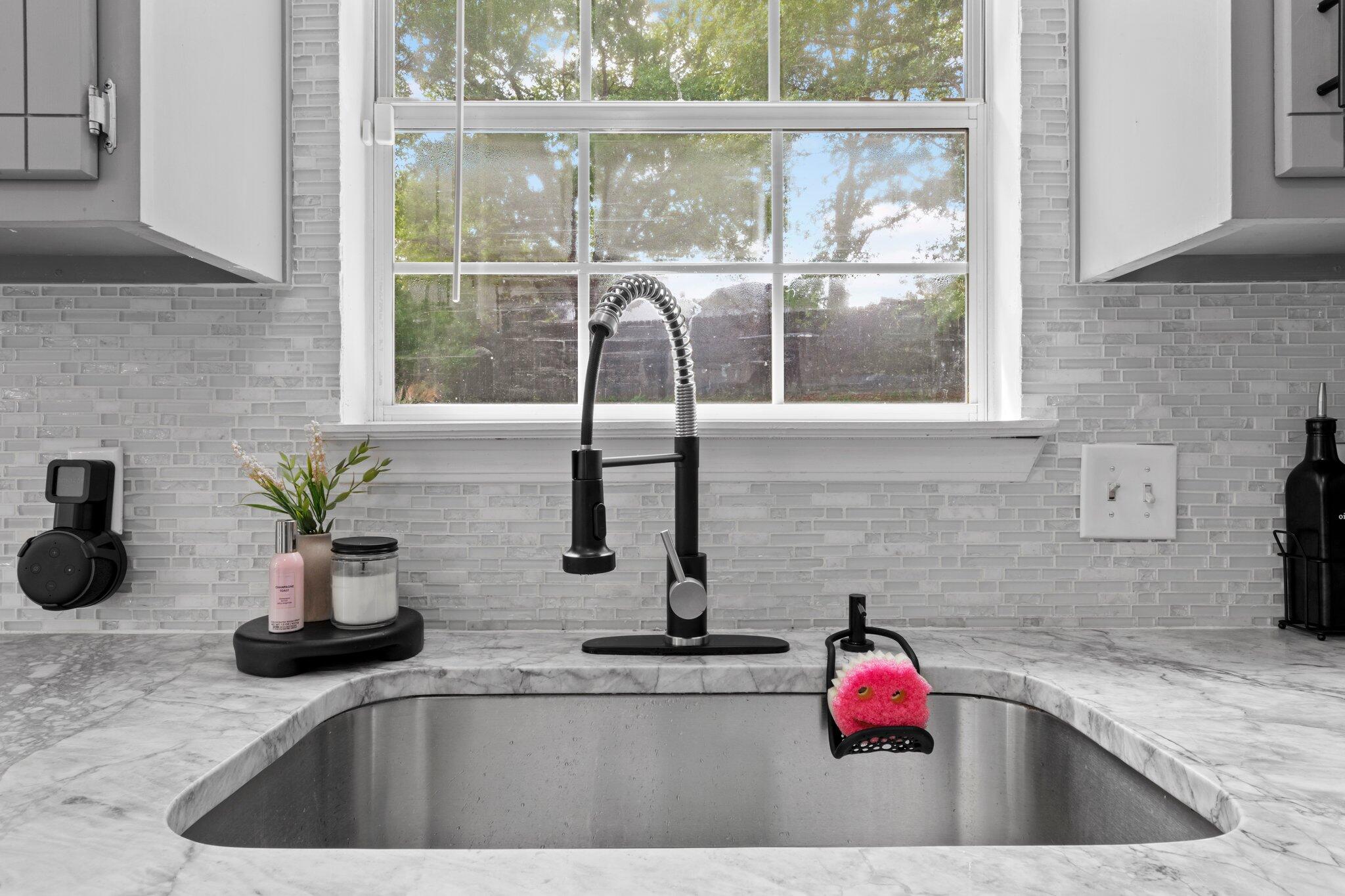 COUNTRYVIEW ESTATES 1ST ADDN - Residential