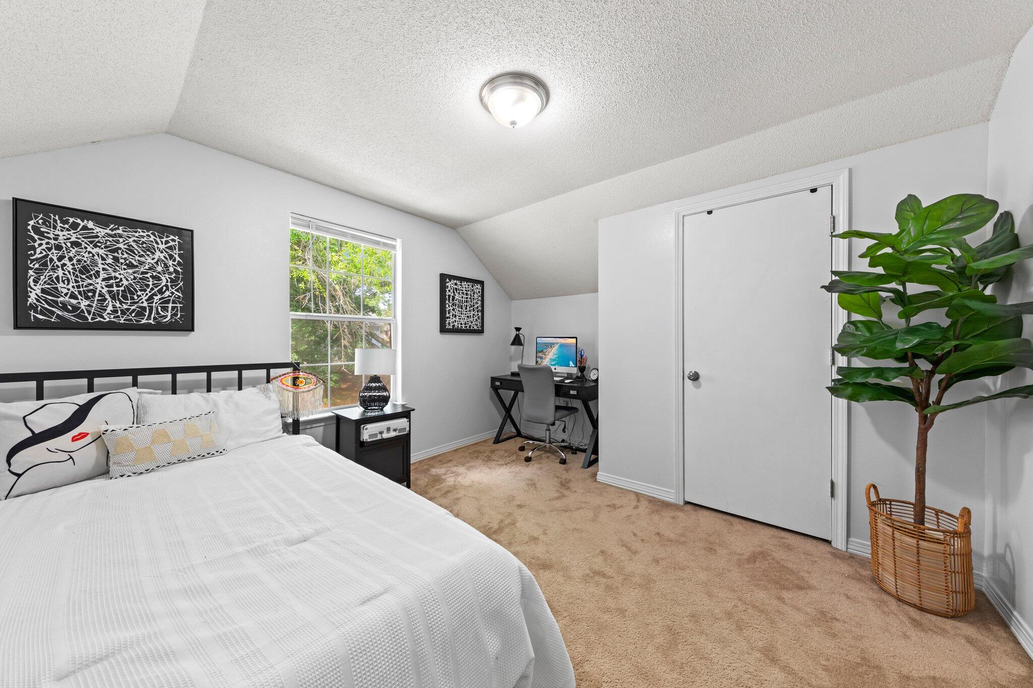 COUNTRYVIEW ESTATES 1ST ADDN - Residential