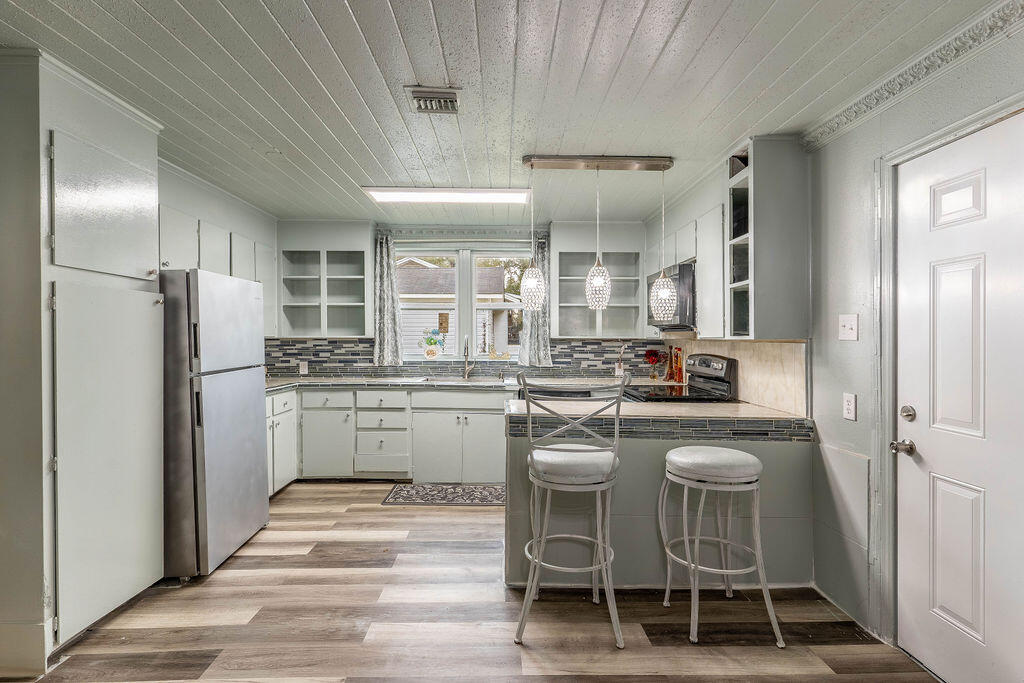 NONESUCH WAY - Residential