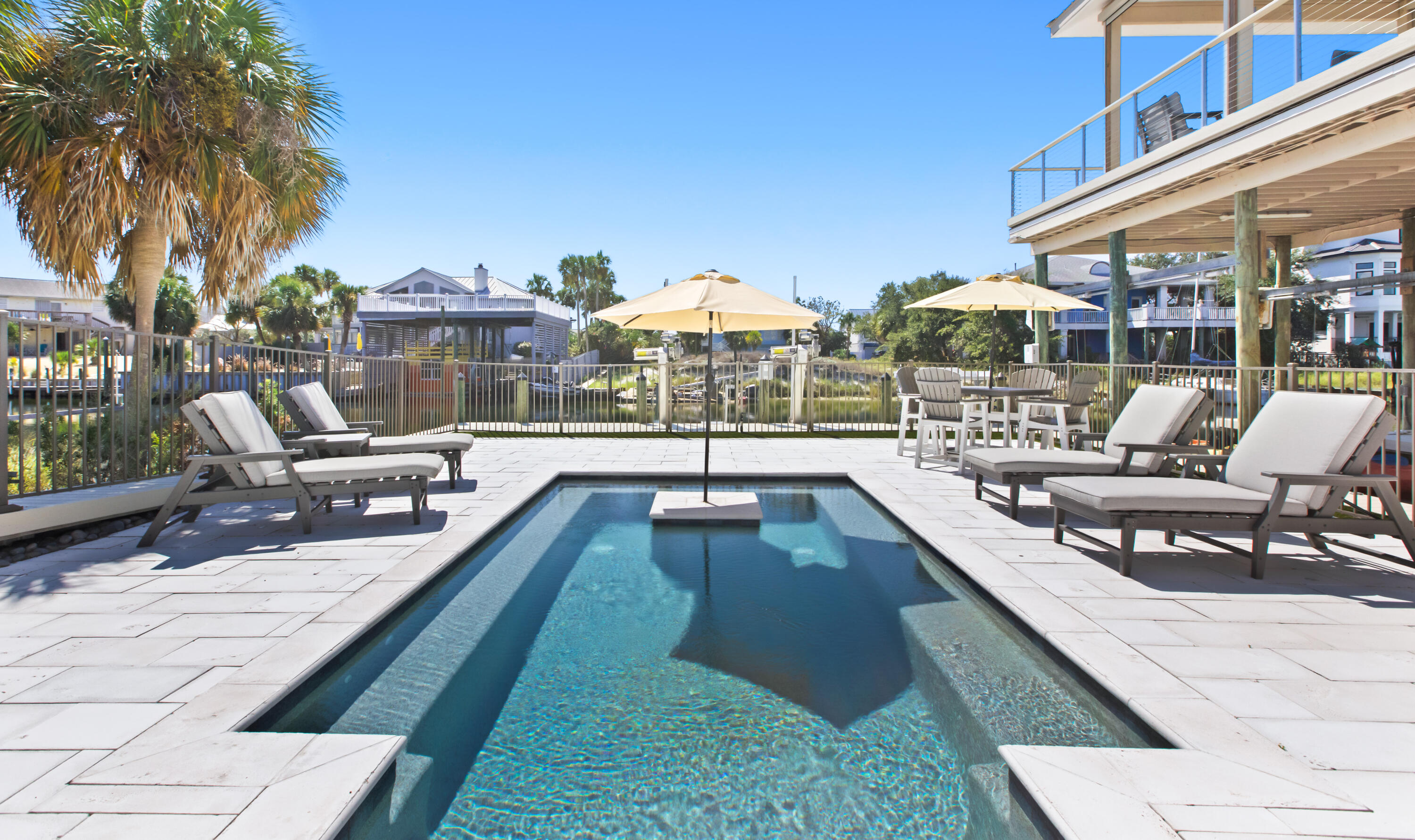 HOLIDAY ISLE - Residential
