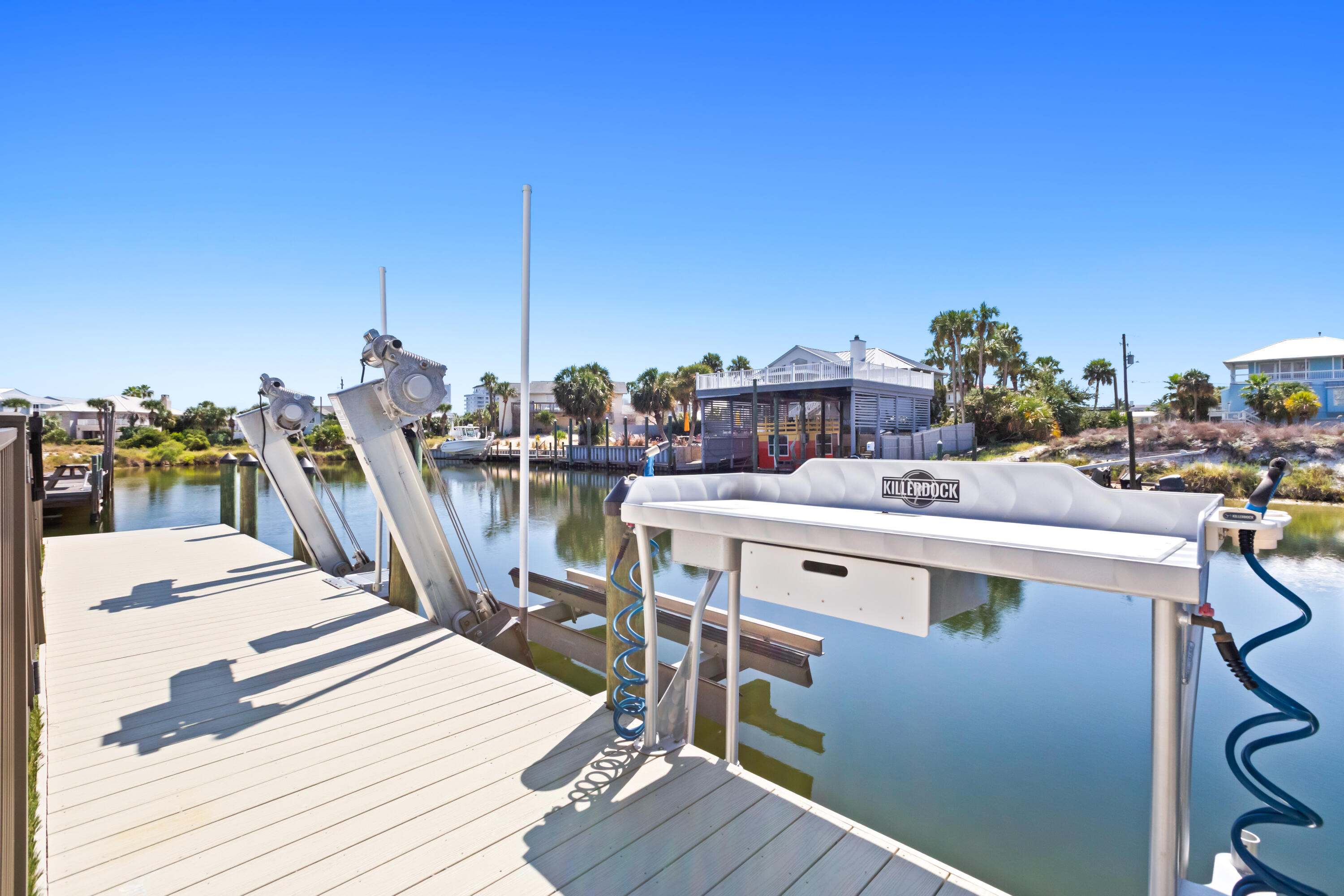 HOLIDAY ISLE - Residential