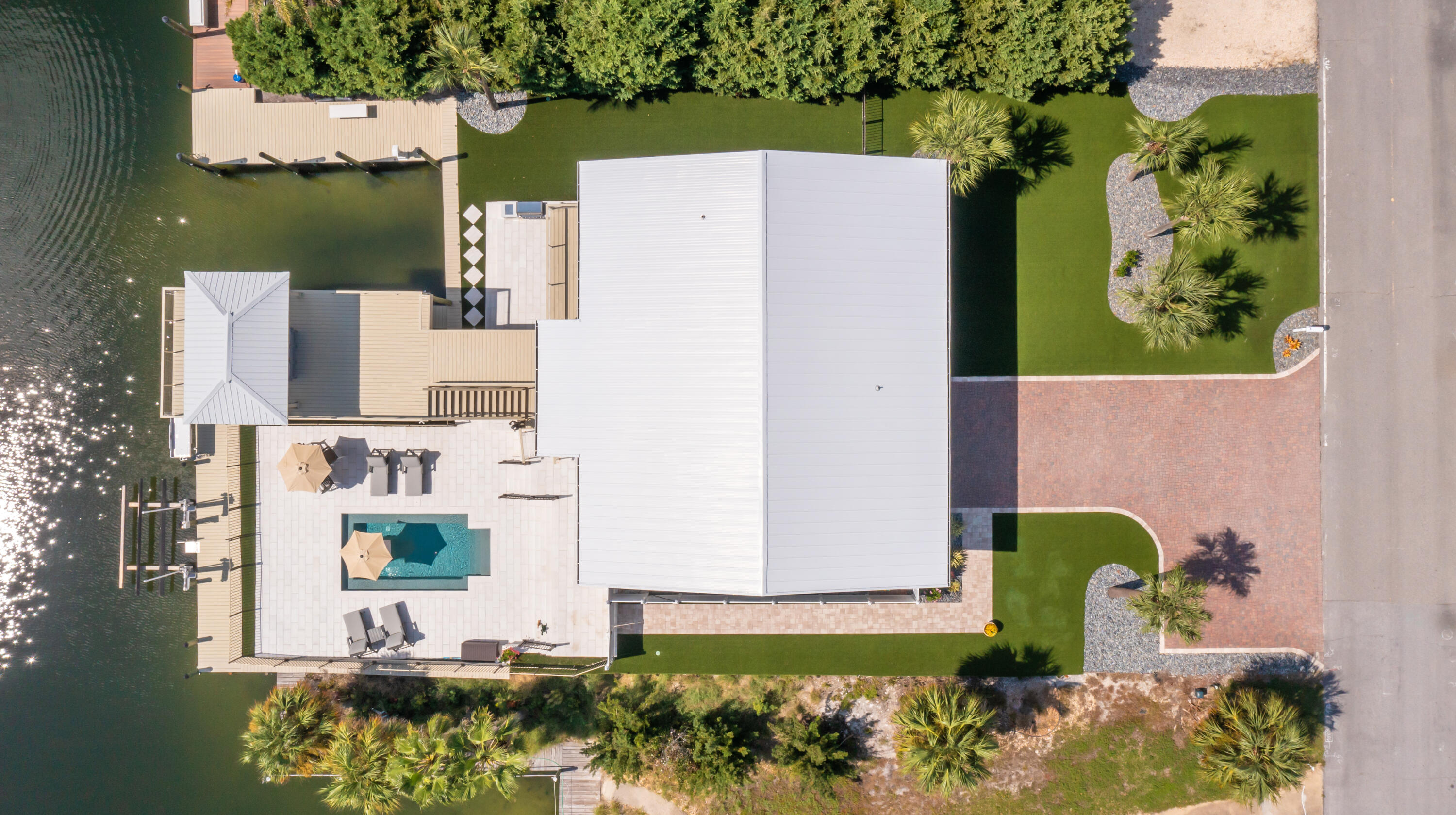 HOLIDAY ISLE - Residential