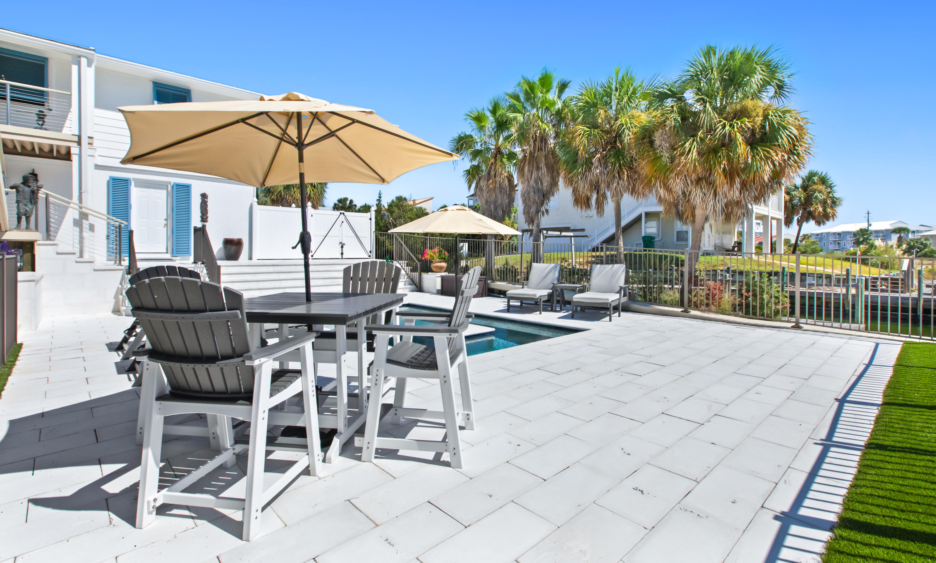 HOLIDAY ISLE - Residential