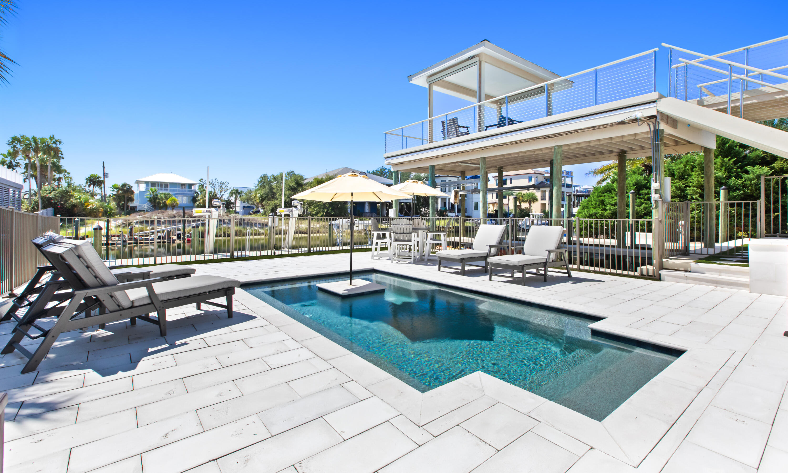 HOLIDAY ISLE - Residential