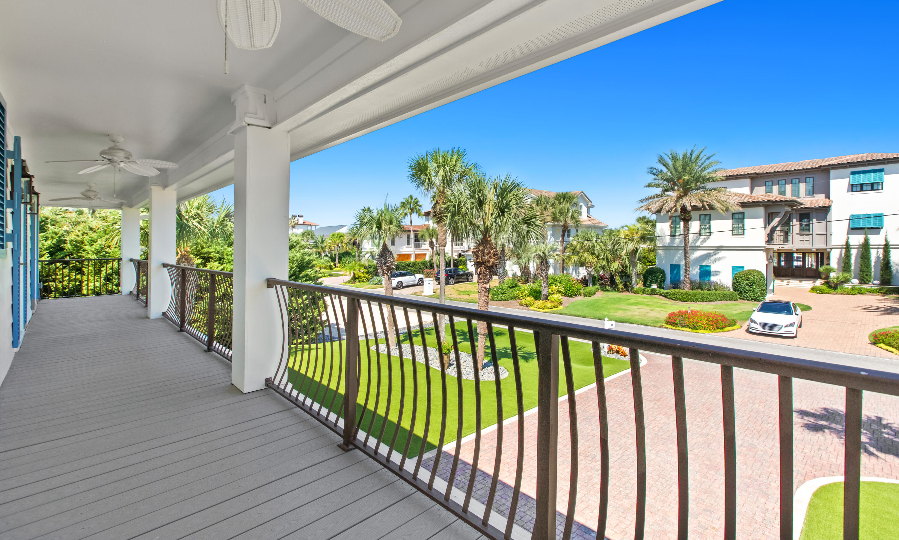 HOLIDAY ISLE - Residential