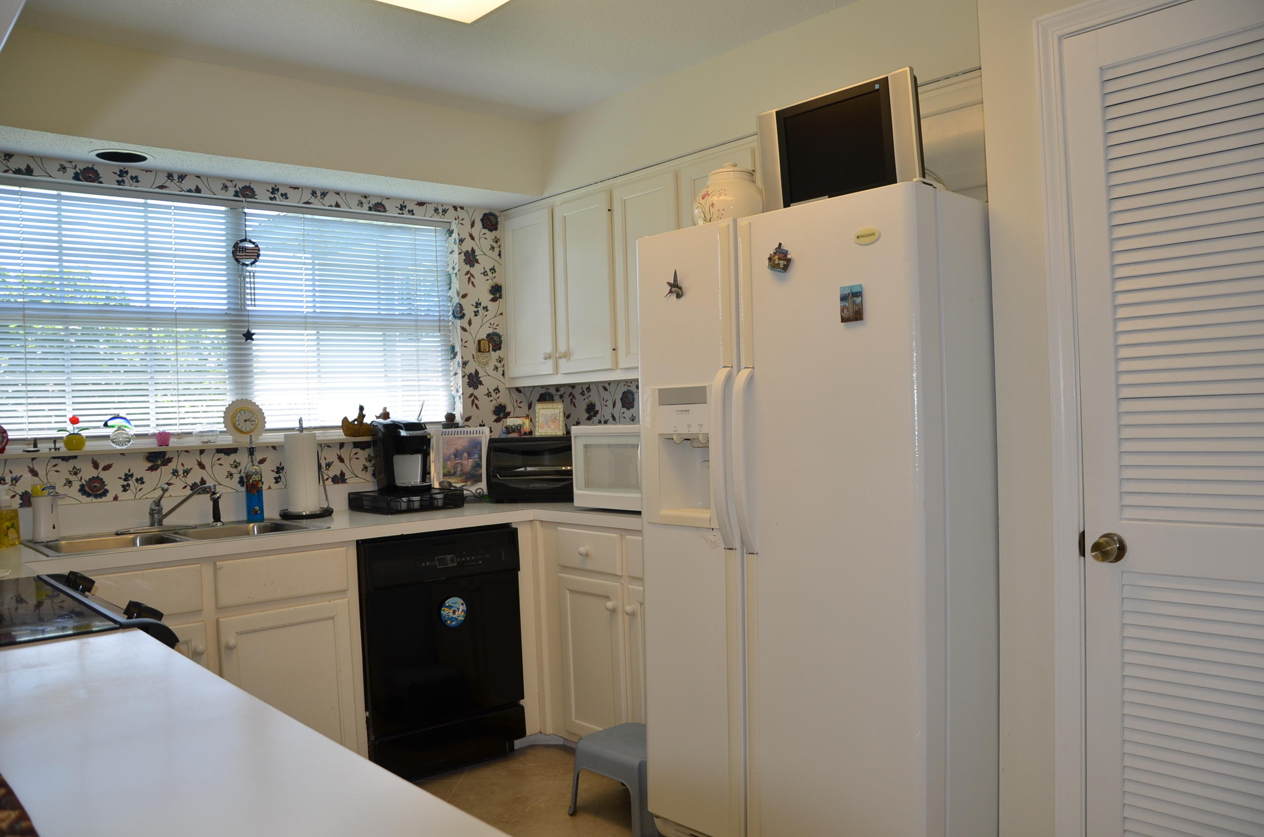 KELL-AIRE GARDENS - Residential