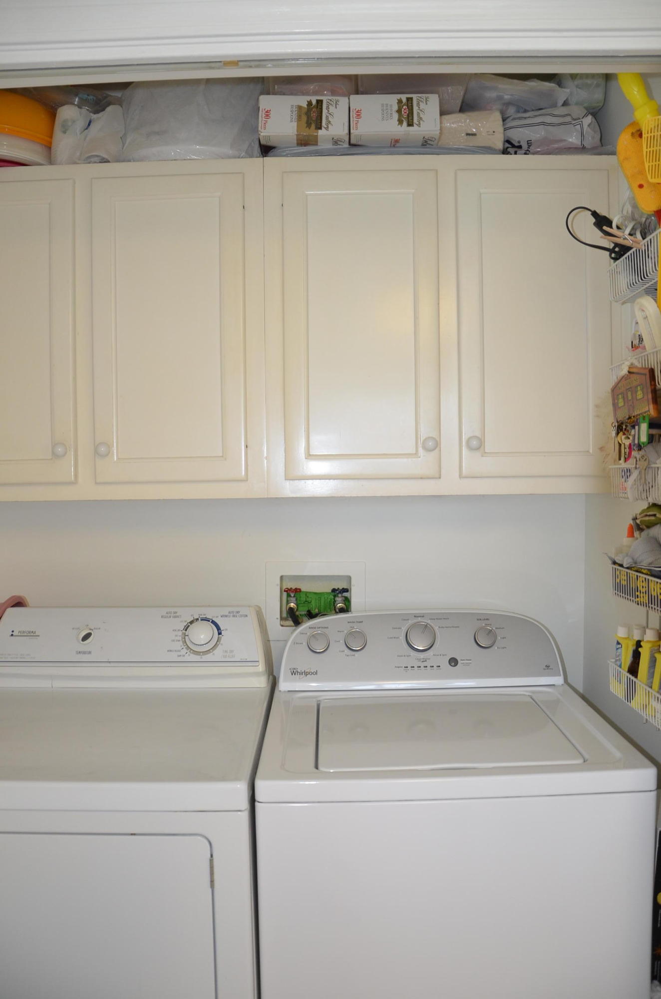 KELL-AIRE GARDENS - Residential