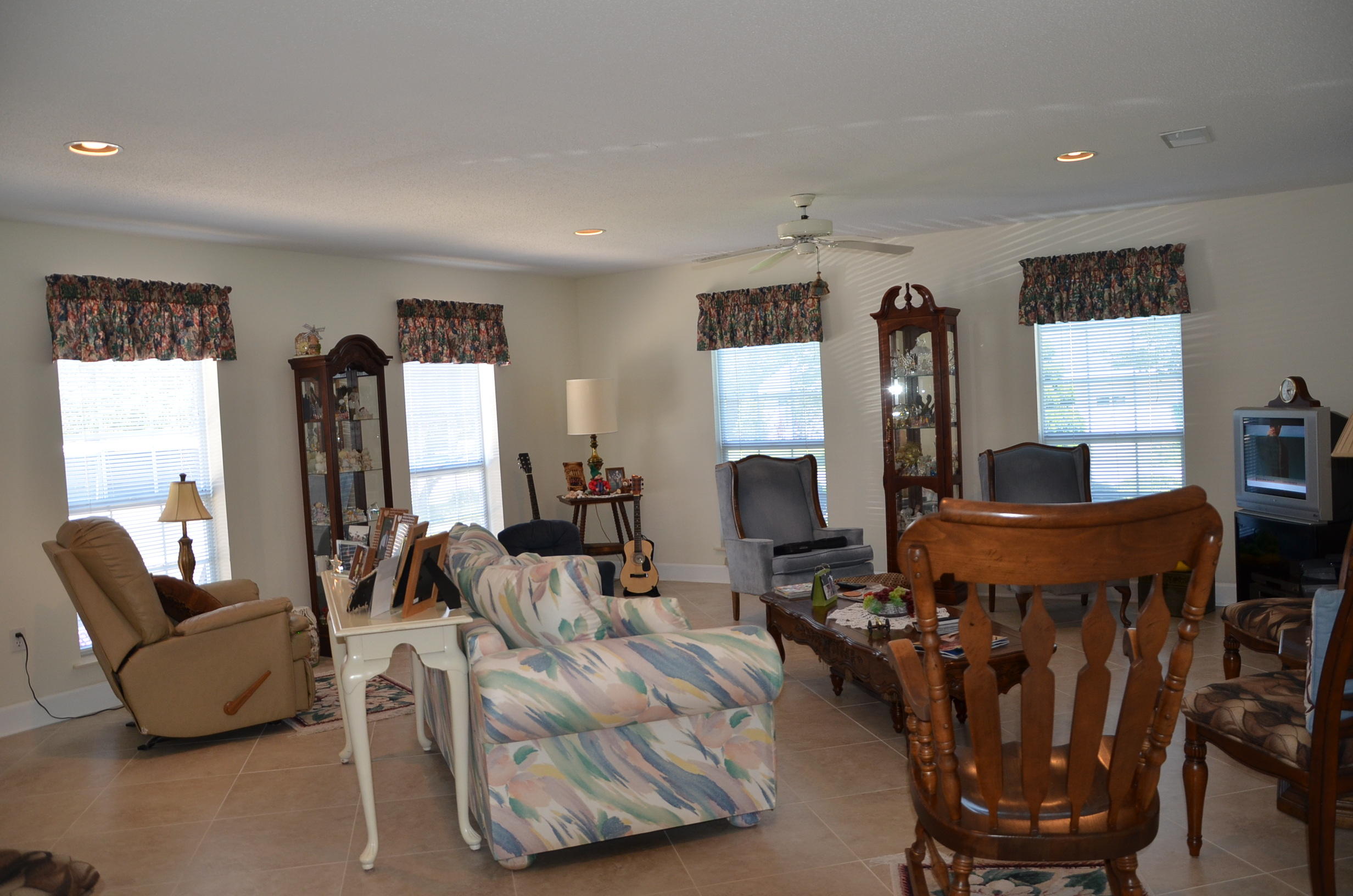 KELL-AIRE GARDENS - Residential