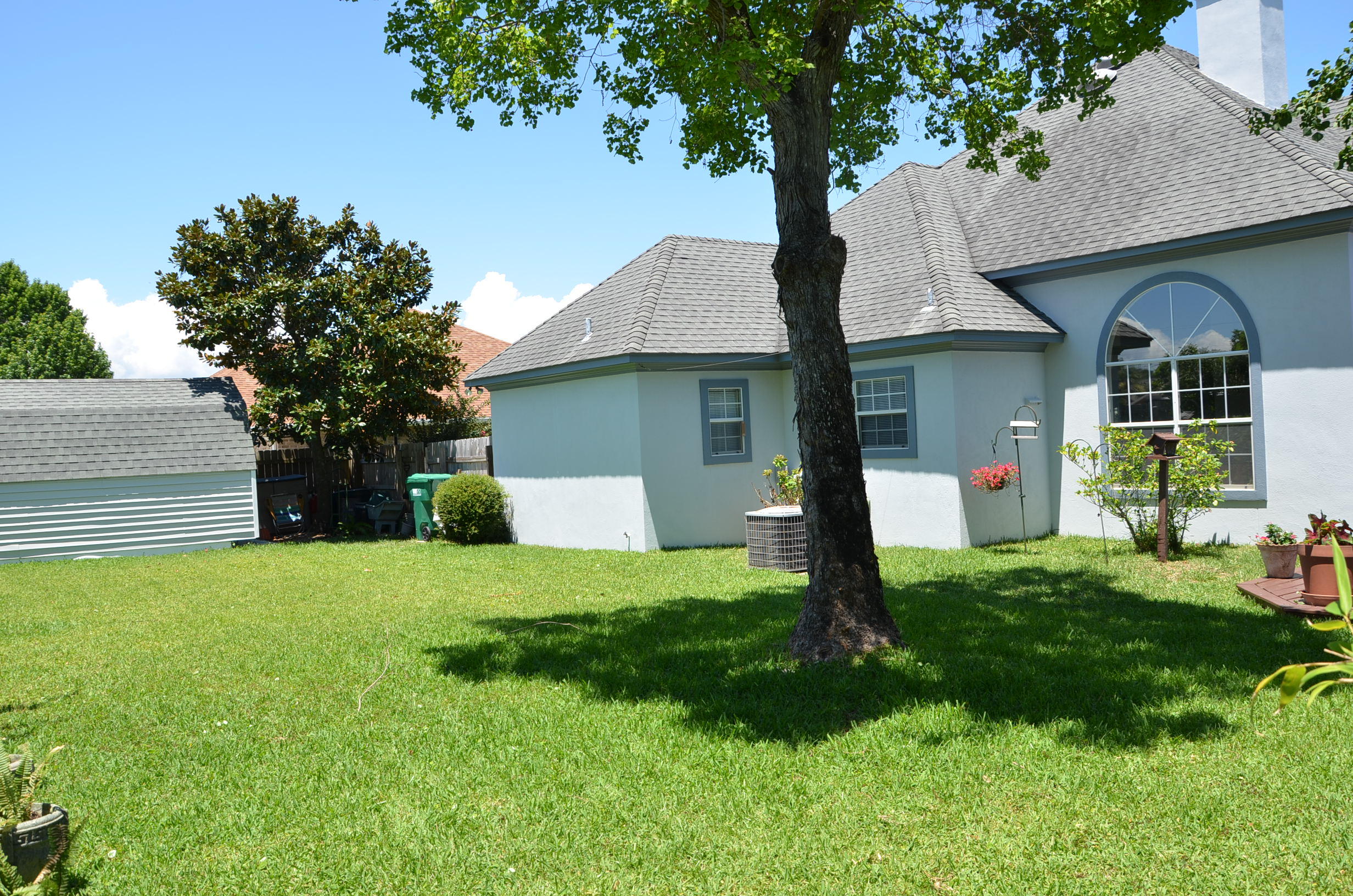 KELL-AIRE GARDENS - Residential