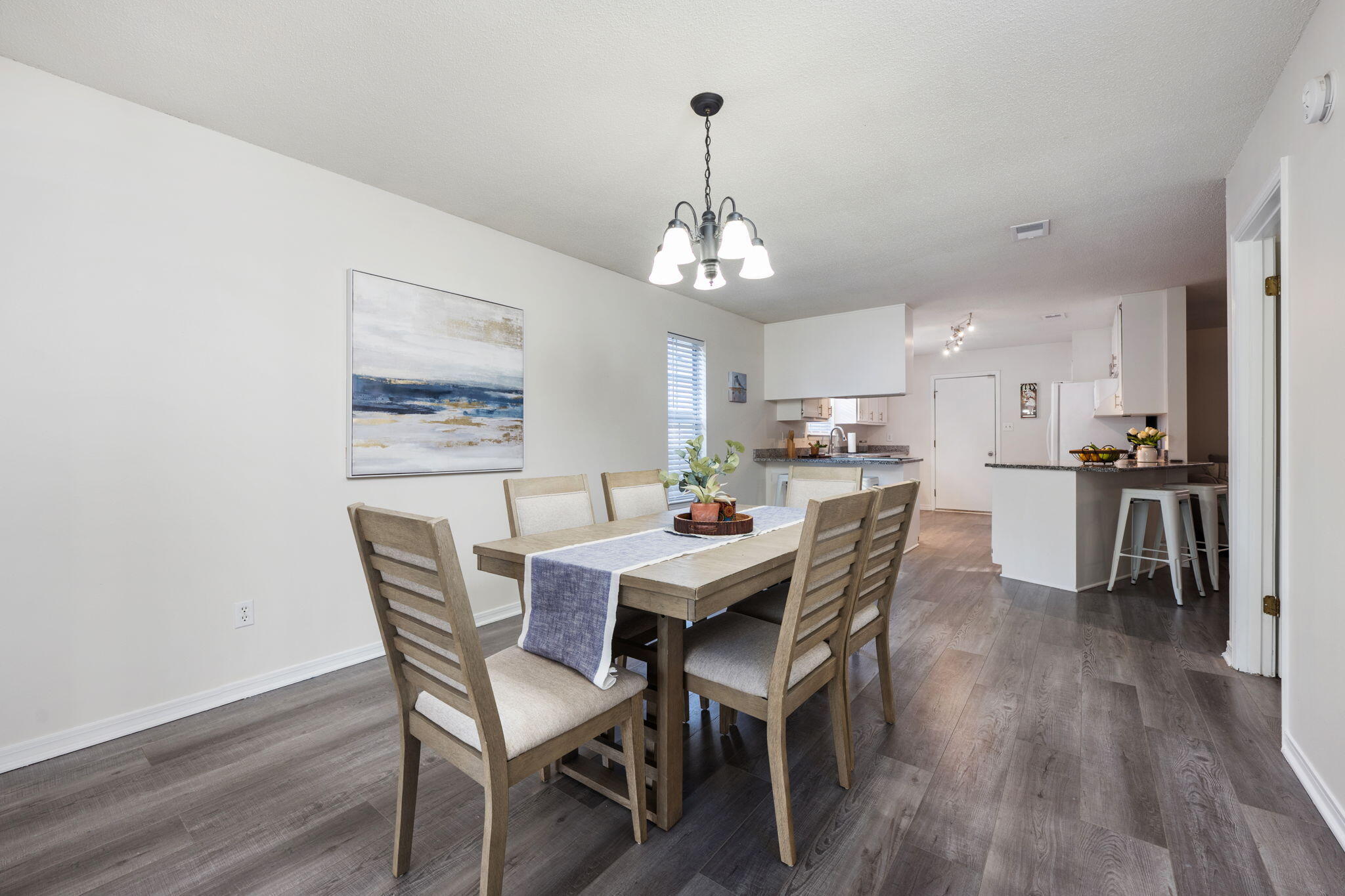 SUMMER TREE - Residential