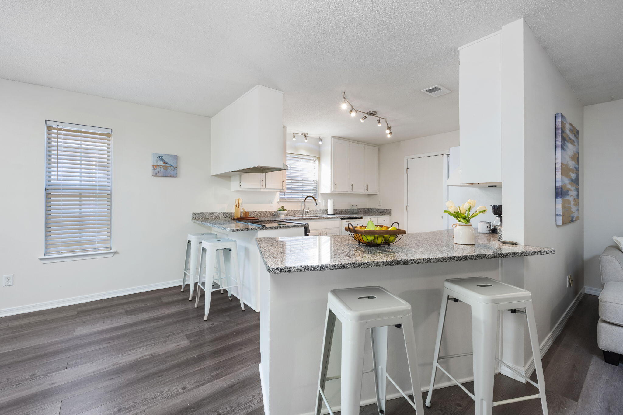 SUMMER TREE - Residential