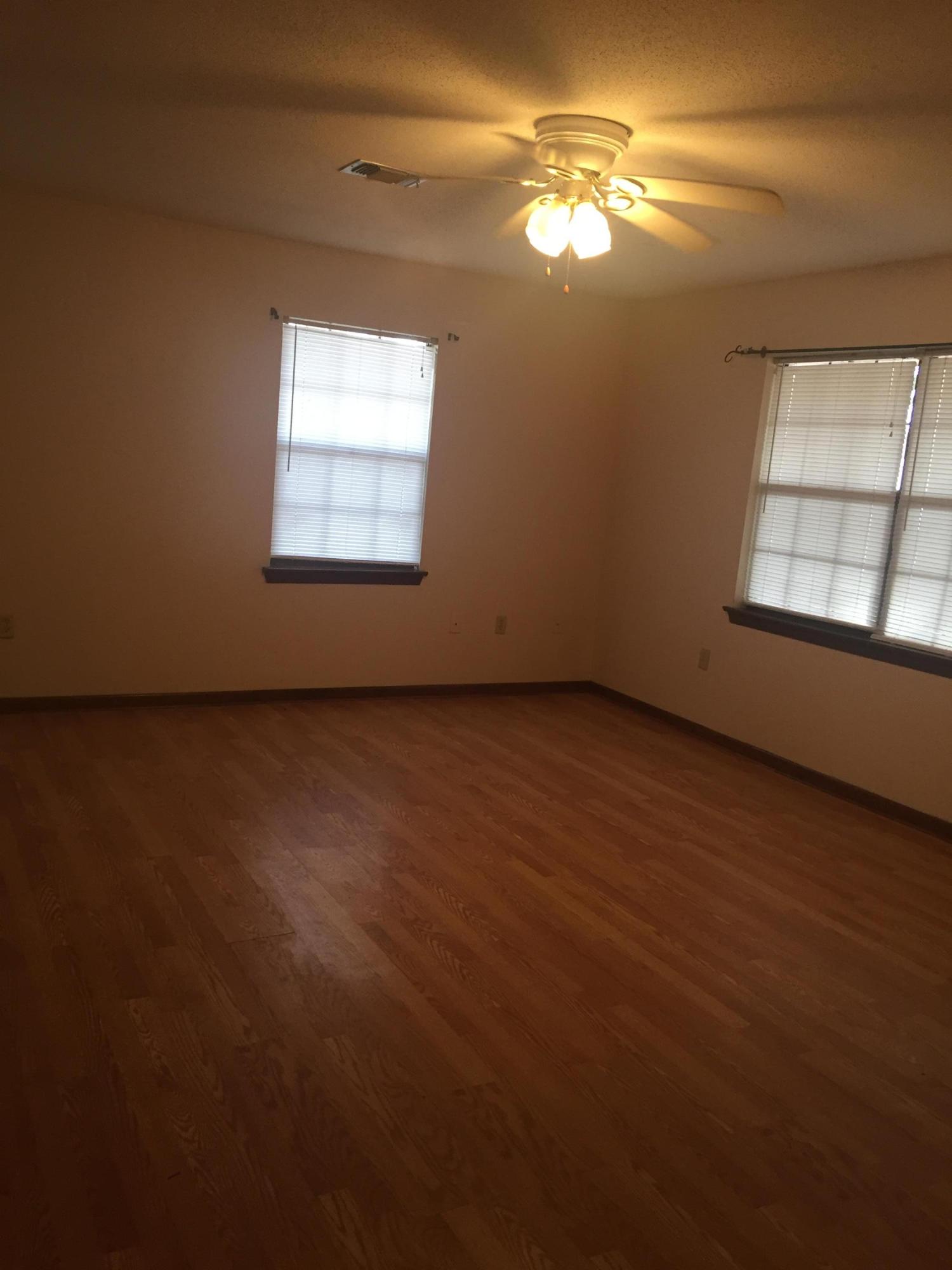 SCHOOLVIEW - Residential