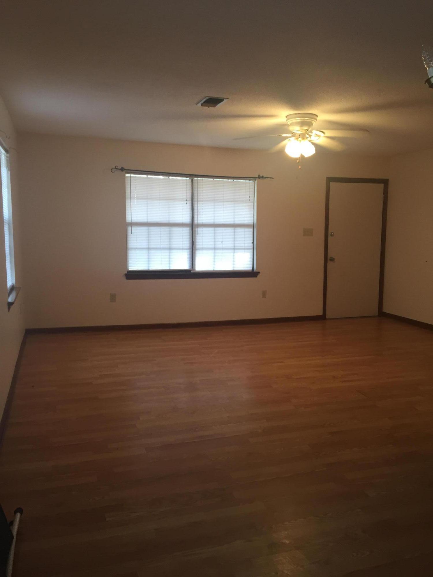 SCHOOLVIEW - Residential