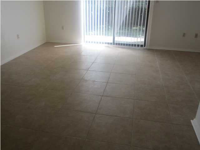 MONTAGE MANOR - Residential Lease