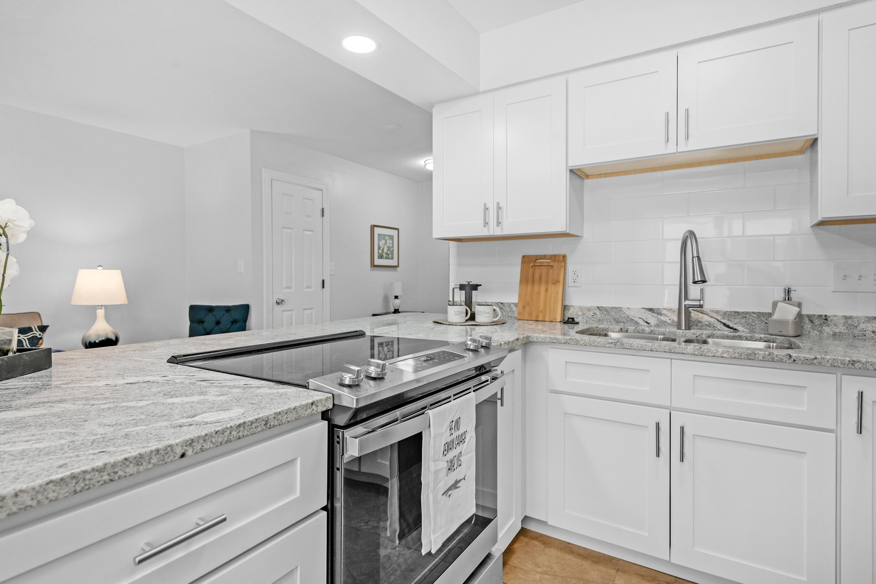 OLYMPIA COURT - Residential