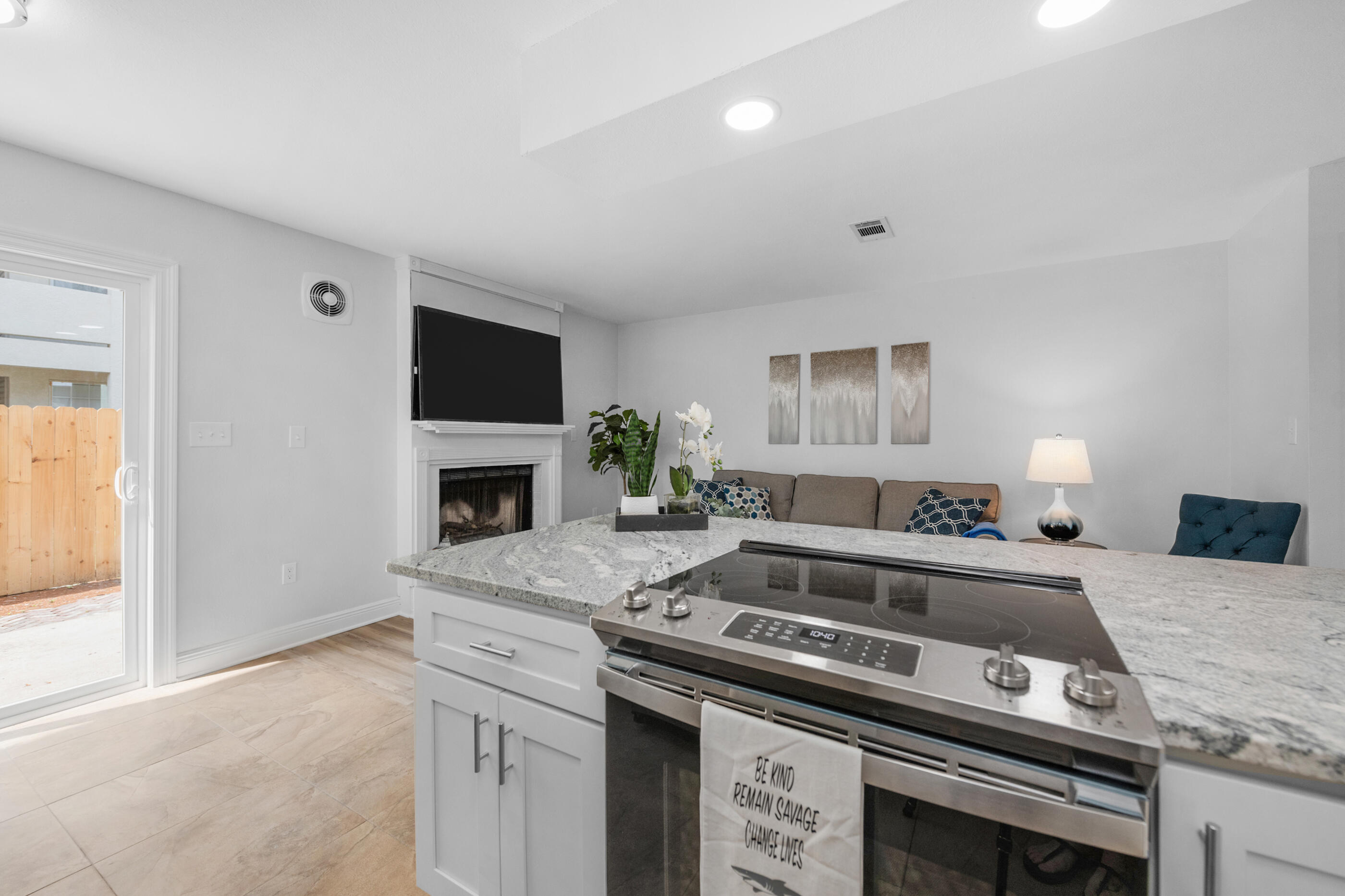 OLYMPIA COURT - Residential