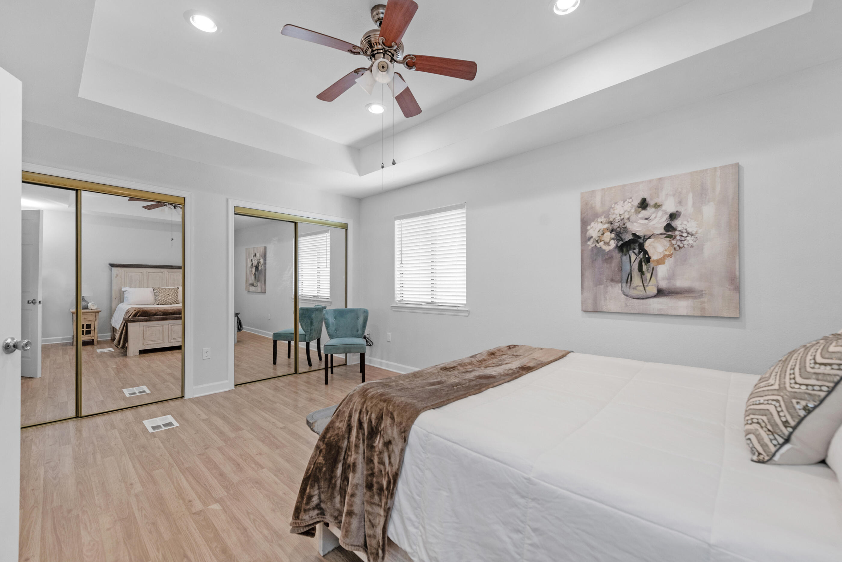 OLYMPIA COURT - Residential