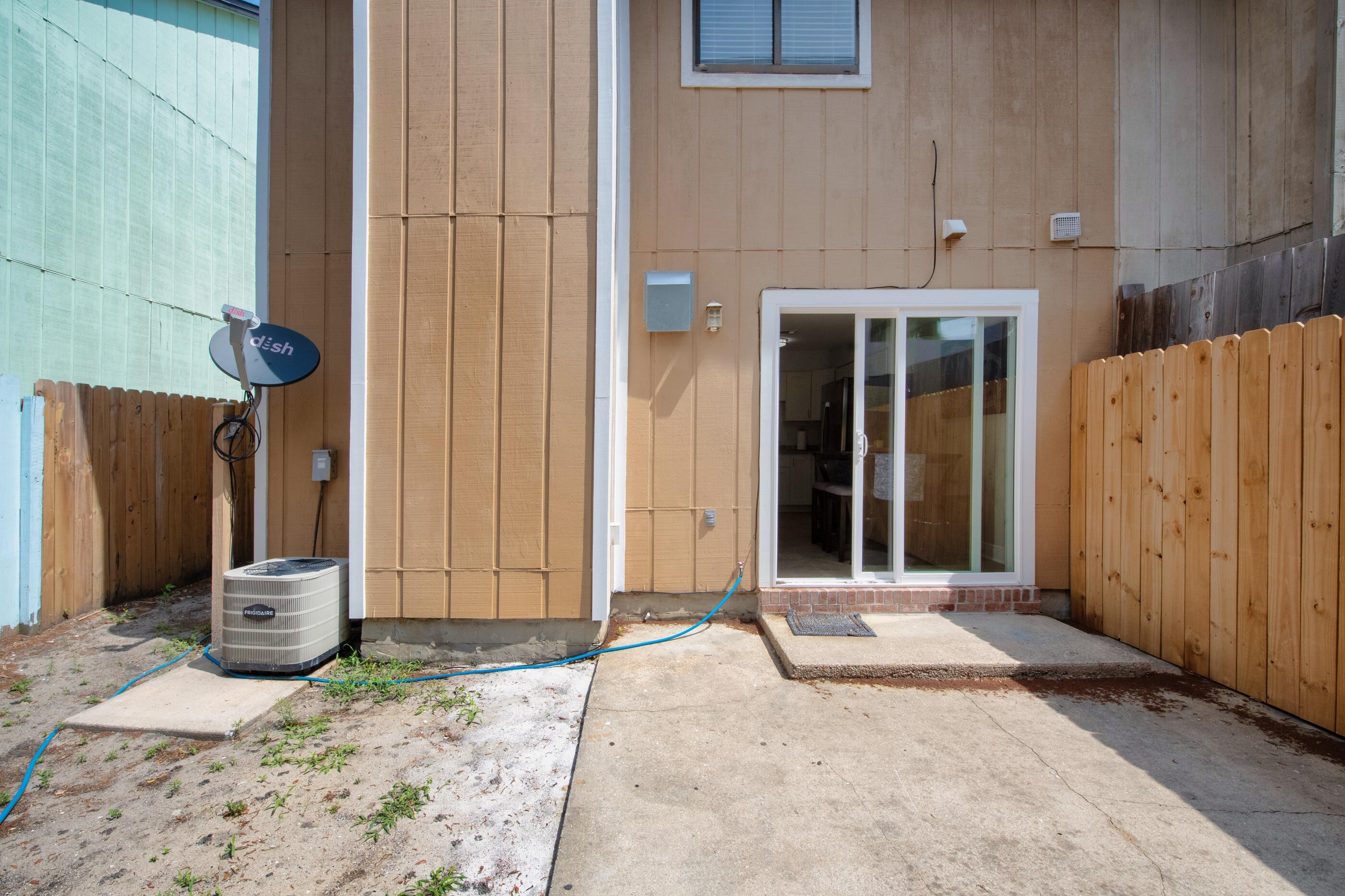 OLYMPIA COURT - Residential