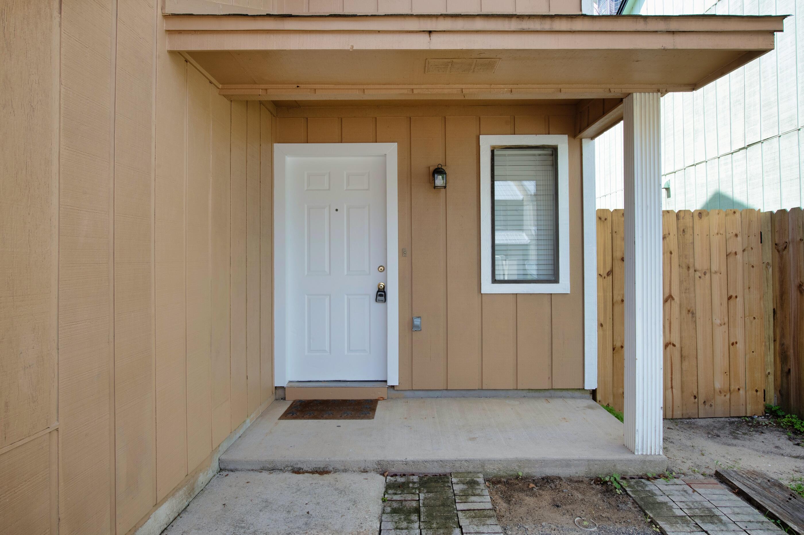 OLYMPIA COURT - Residential