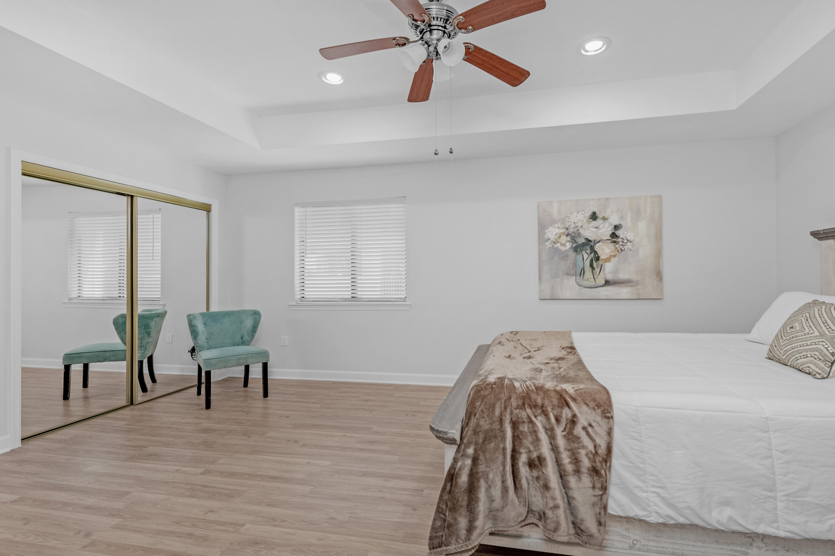 OLYMPIA COURT - Residential