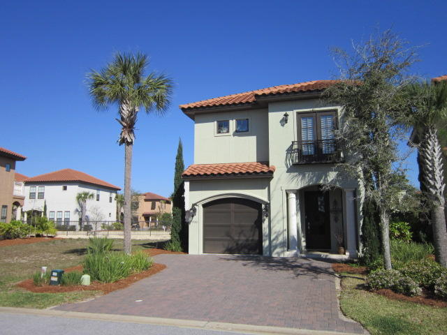 VILLA LAGO - Residential