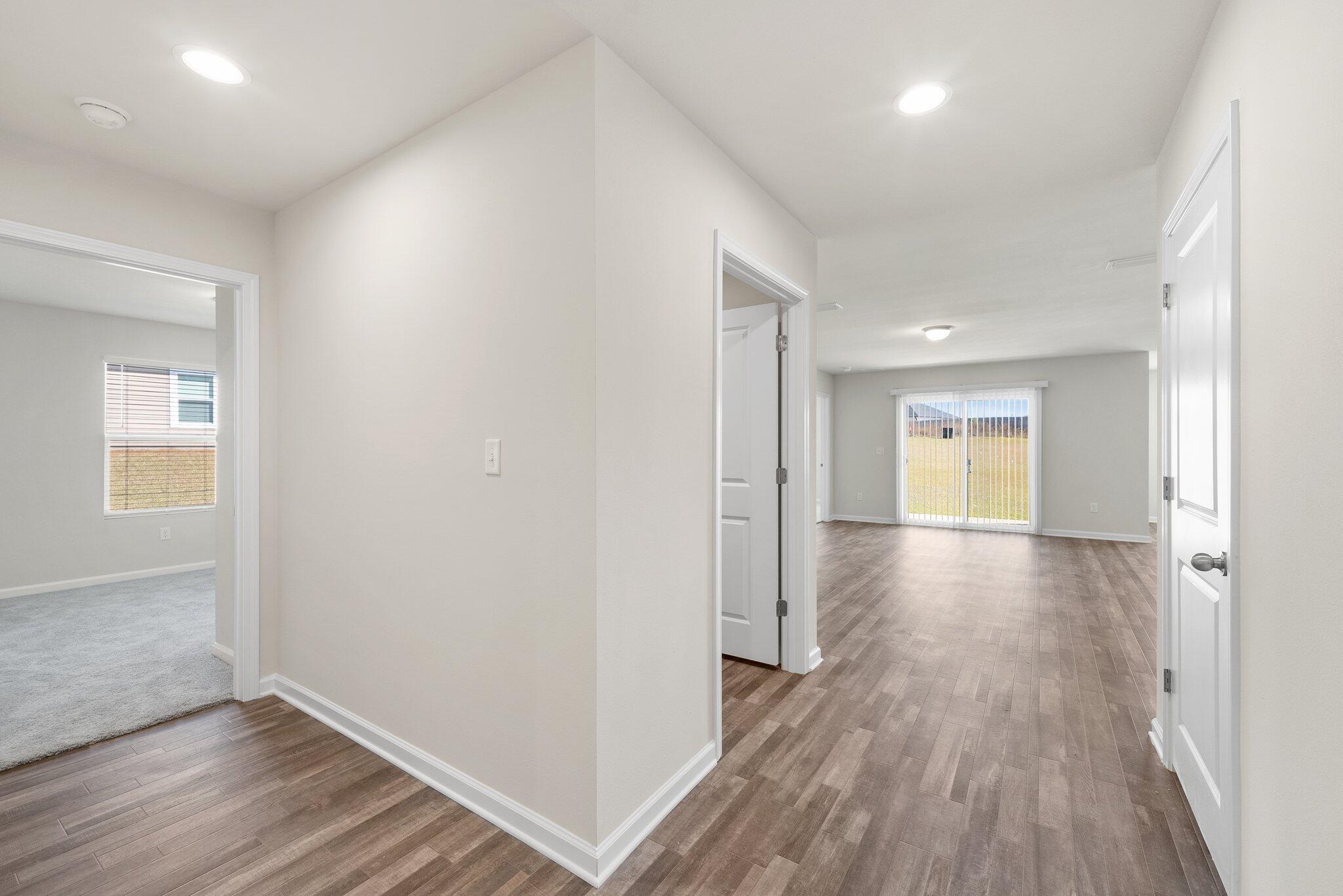 CROSS CREEK - Residential Lease