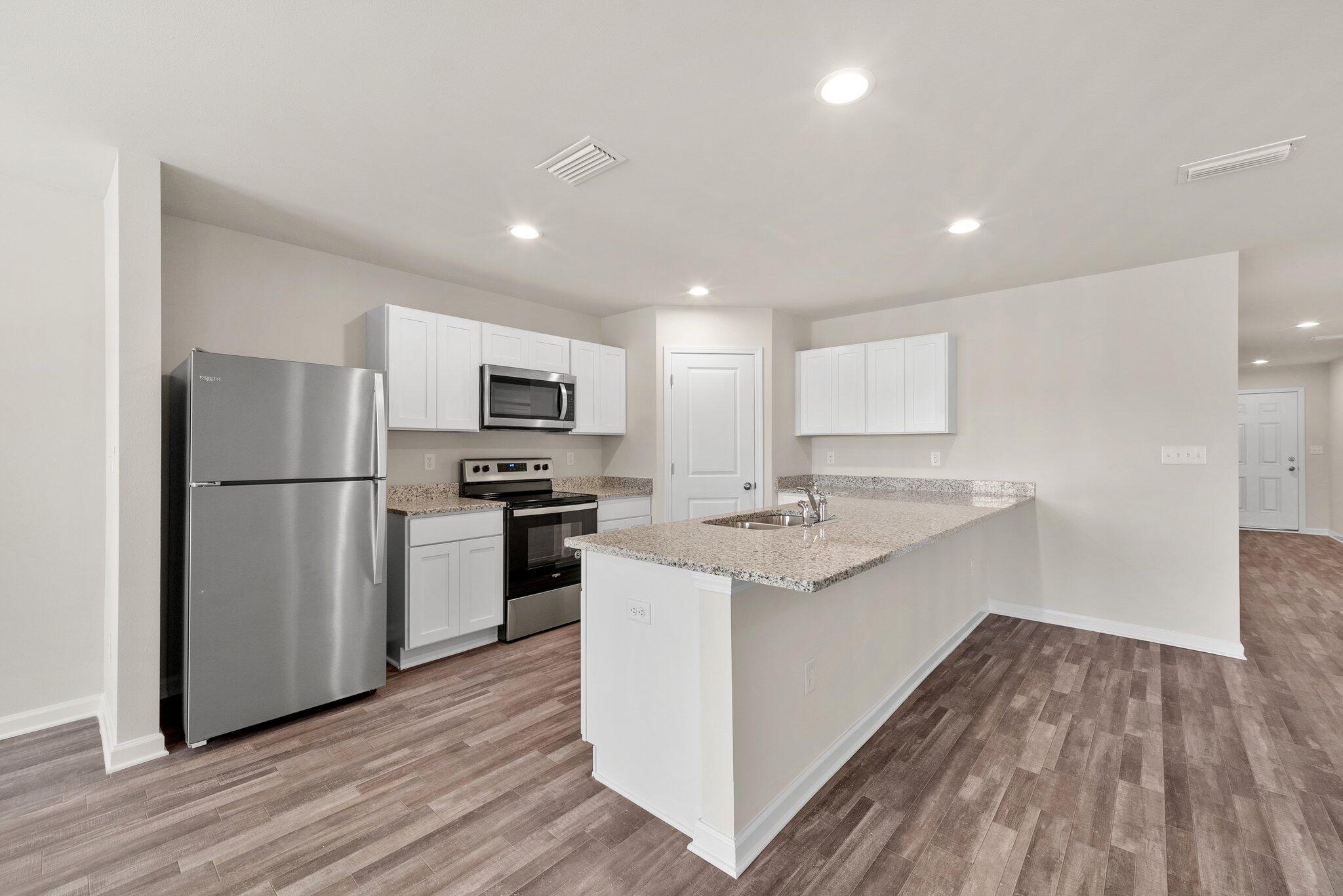 CROSS CREEK - Residential Lease