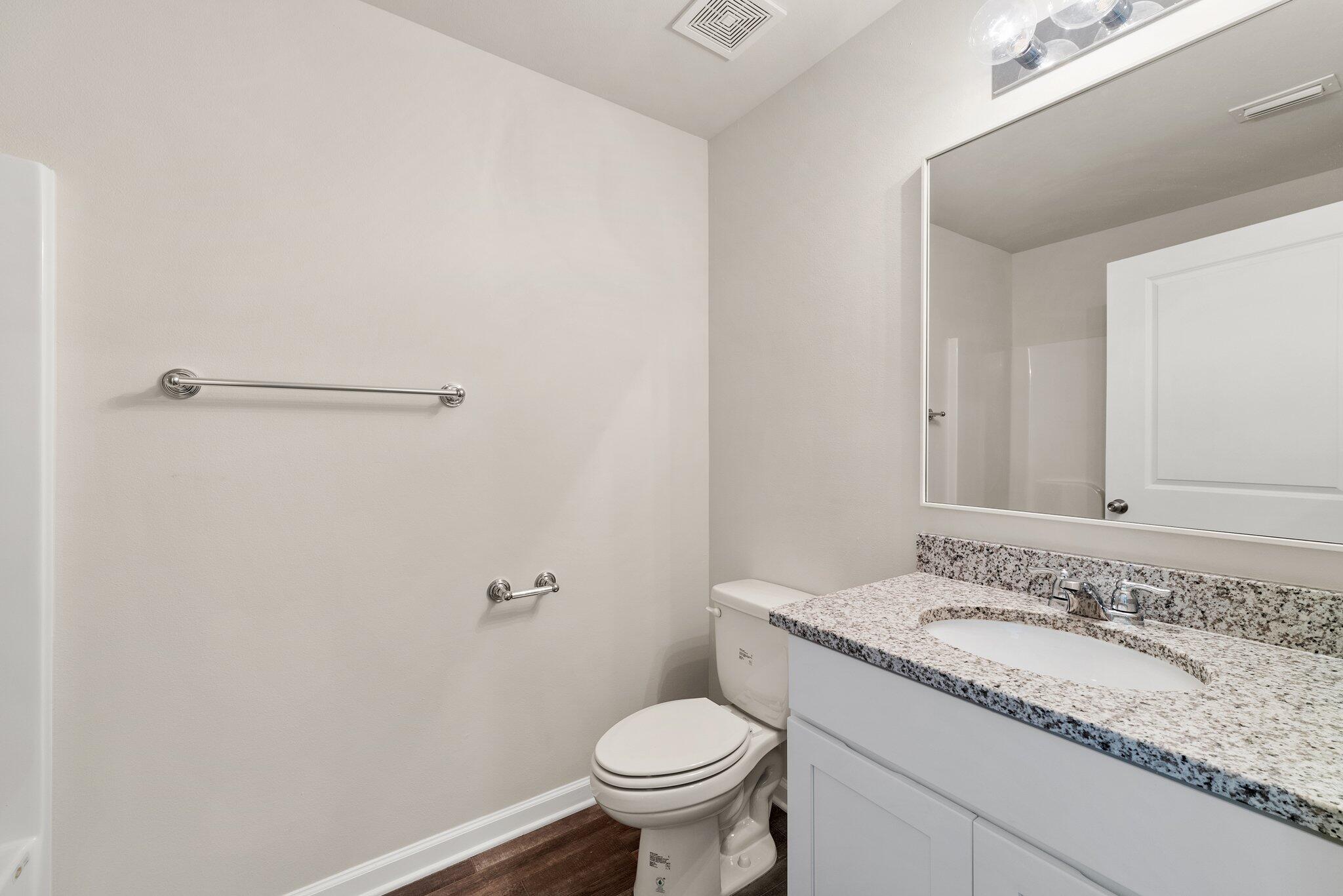 CROSS CREEK - Residential Lease