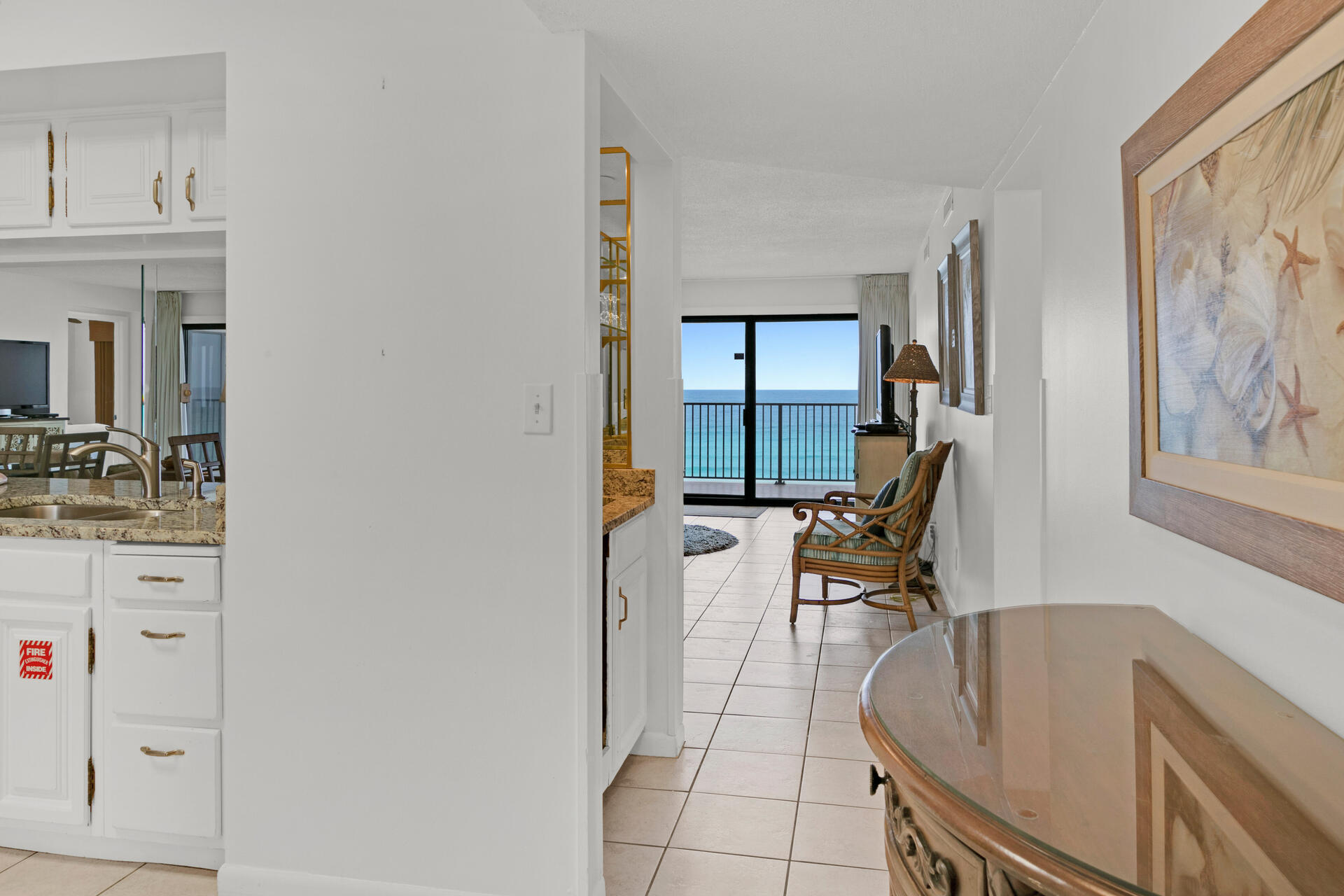 EMERALD TOWERS CONDO - Residential