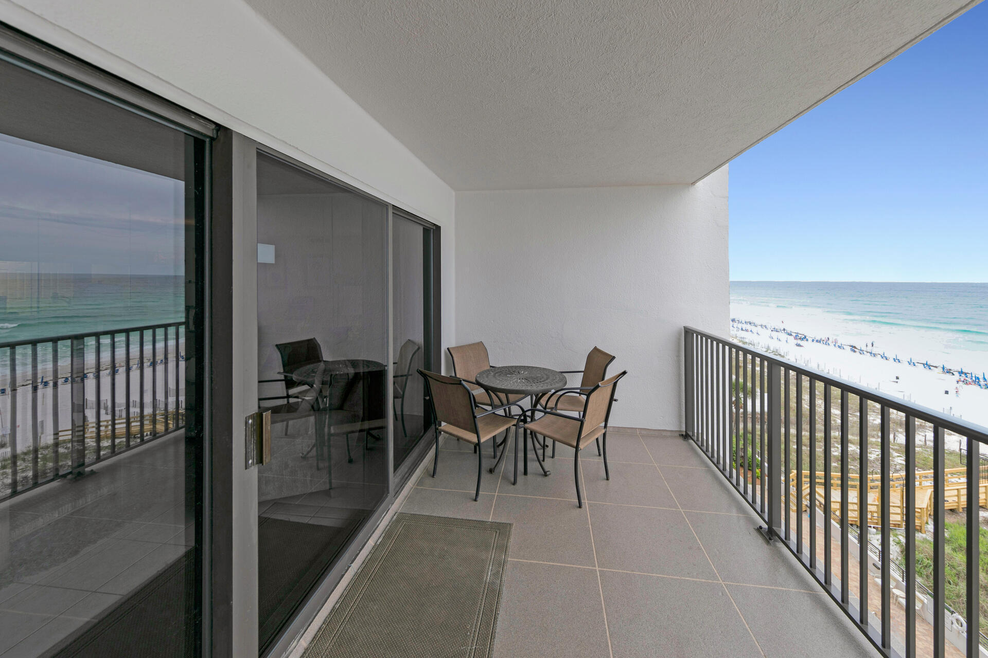 EMERALD TOWERS CONDO - Residential