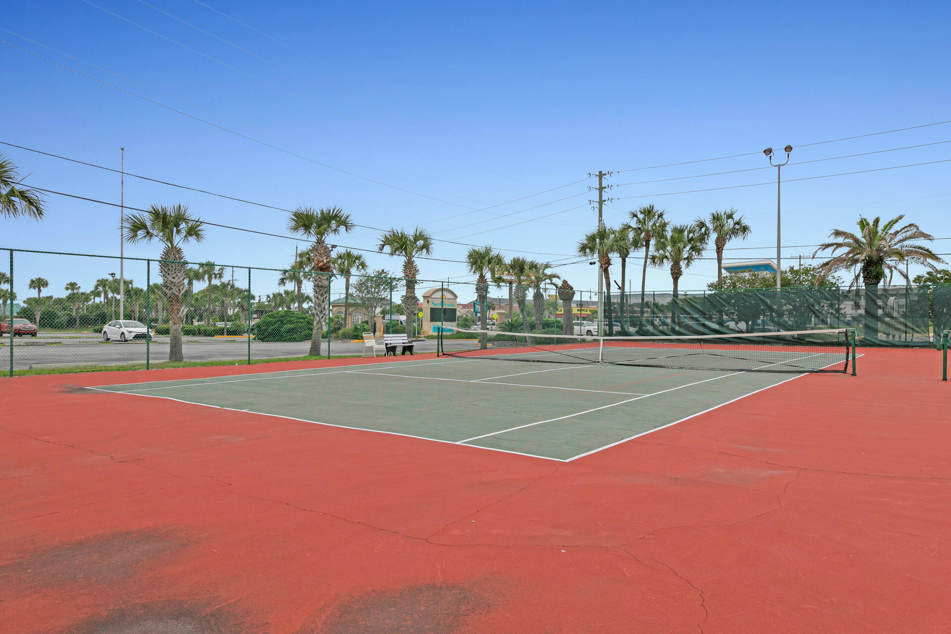 EMERALD TOWERS CONDO - Residential