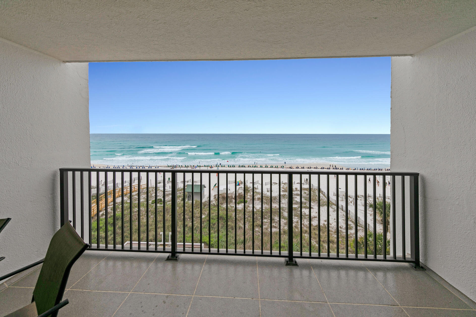 EMERALD TOWERS CONDO - Residential