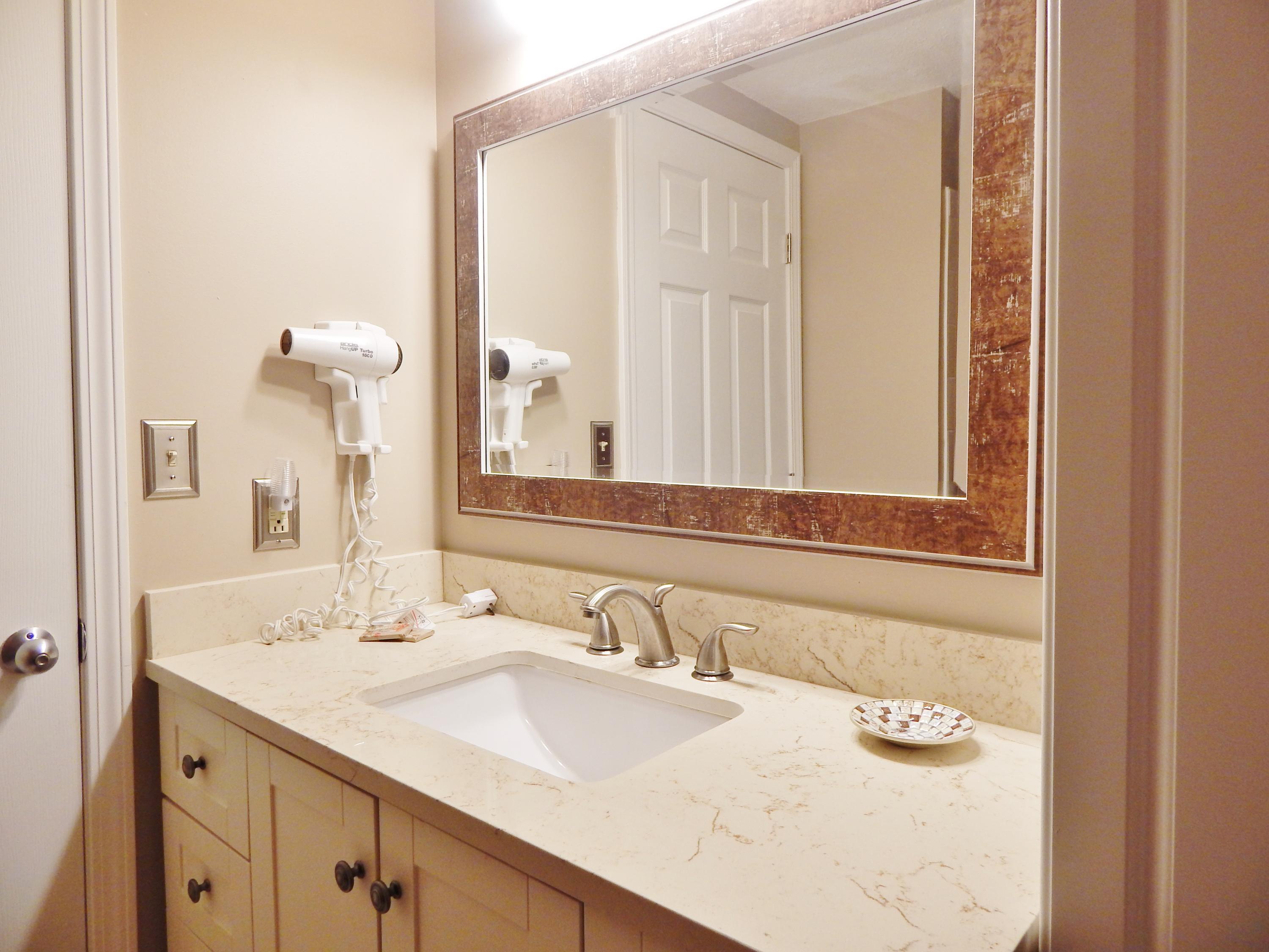 PIRATES BAY PH 1 - Residential